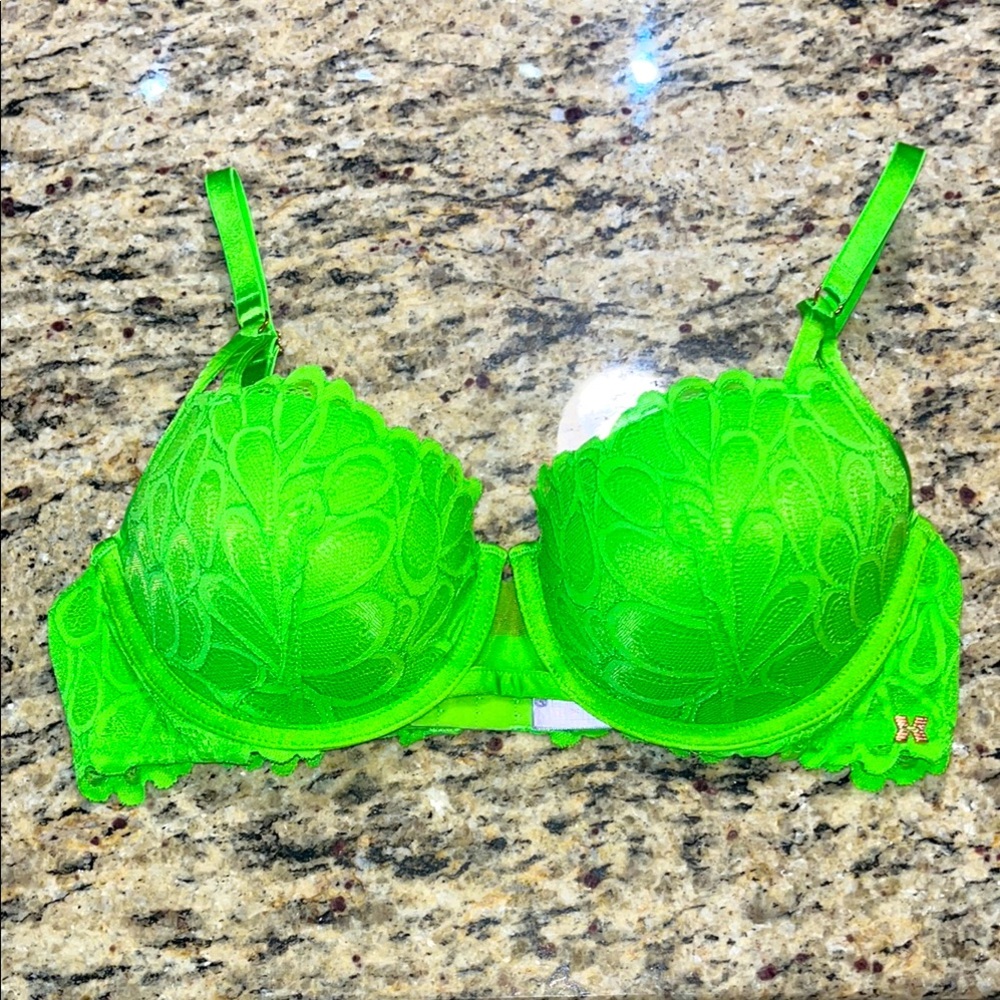 Savage x Fenty Vibrant Green Lace Bra 36C